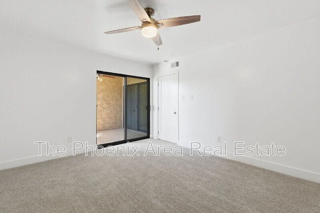 Building Photo - 4950 N Miller Rd