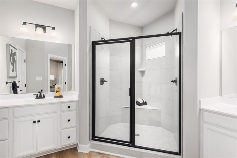 Master Bathroom - 10810 Presidential Pky