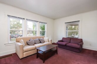 Building Photo - Guaranteed Lease - Sign Today!