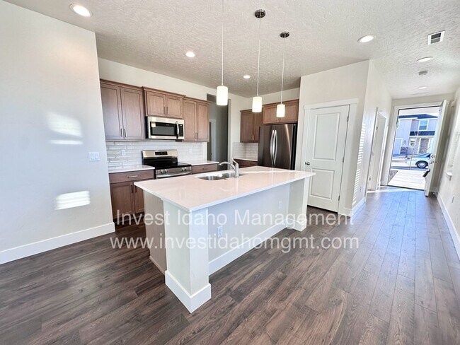 Building Photo - Beautiful Newer Home in Meridian Built in 2024