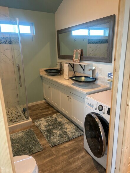 Building Photo - 41159 Sunnyview Loop