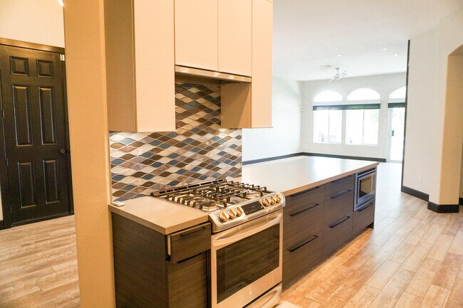 Building Photo - 82794 Odlum Dr