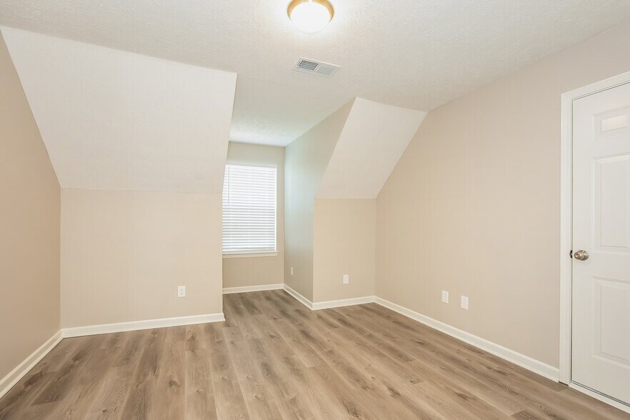 Building Photo - 3117 Barksdale Harbor Dr