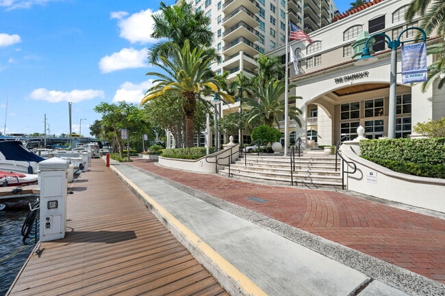 Building Photo - 600 W Las Olas Blvd