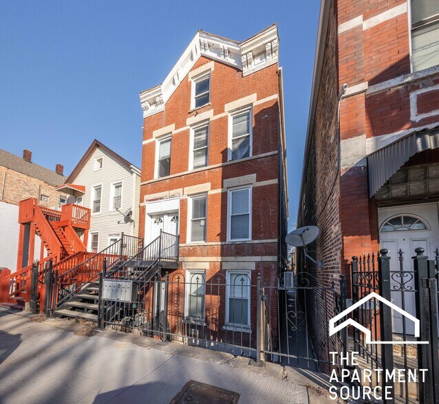 Building Photo - 1834 W 18th St