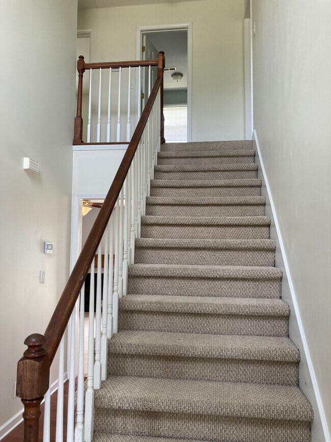 Building Photo - 2566 Leprechaun Ln