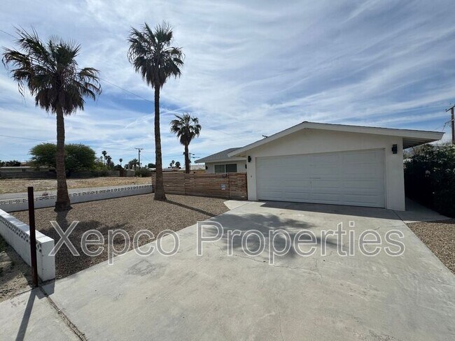 Building Photo - 66735 Buena Vista Ave