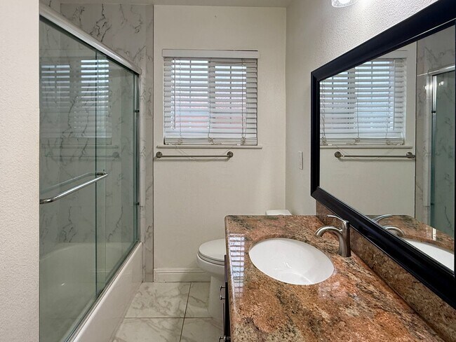 Building Photo - Remodeled 5 Bedroom 3 Bath Home in Desirable West San Jose Neighborhood