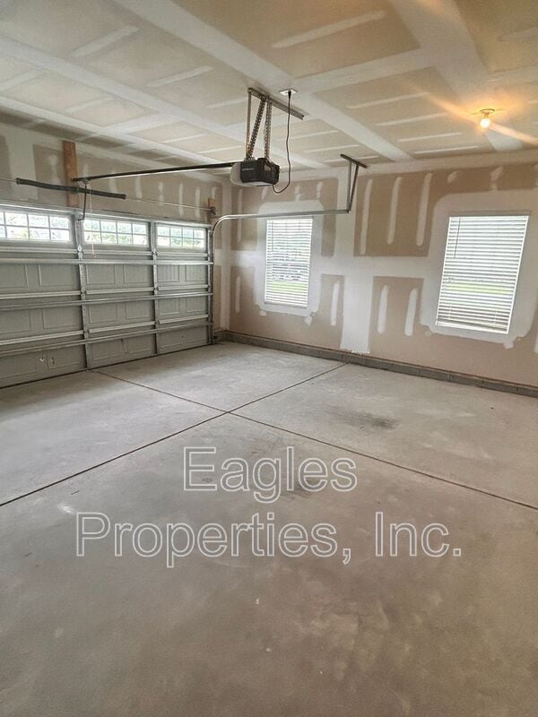 Building Photo - 101 Duval Dr