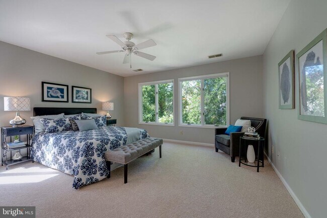 Building Photo - 4710 Old Dominion Dr