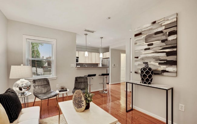 Primary Photo - 3534 10th St NW