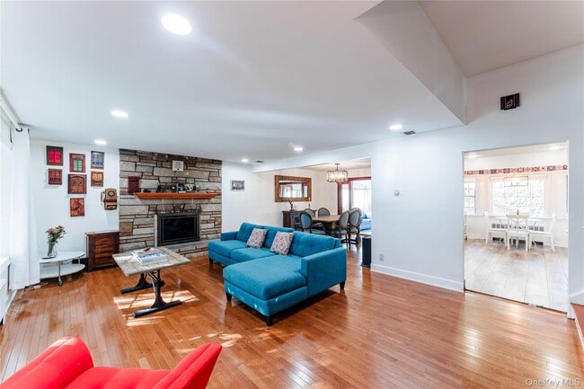 Building Photo - 575 Cornwell Ave