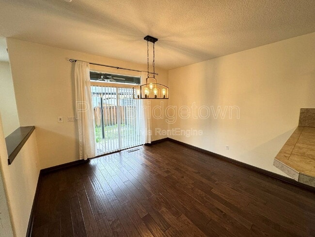 Building Photo - 3614 SE Trellis Pl