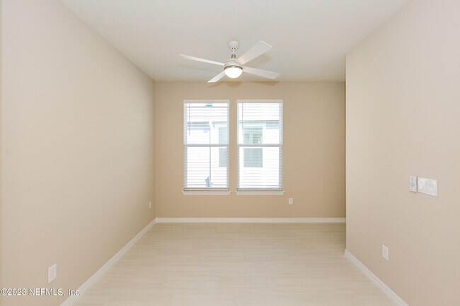 Building Photo - 163 Broadhaven Dr