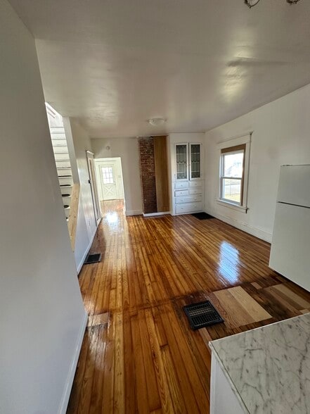 Living room - 1107 Wallis Ave