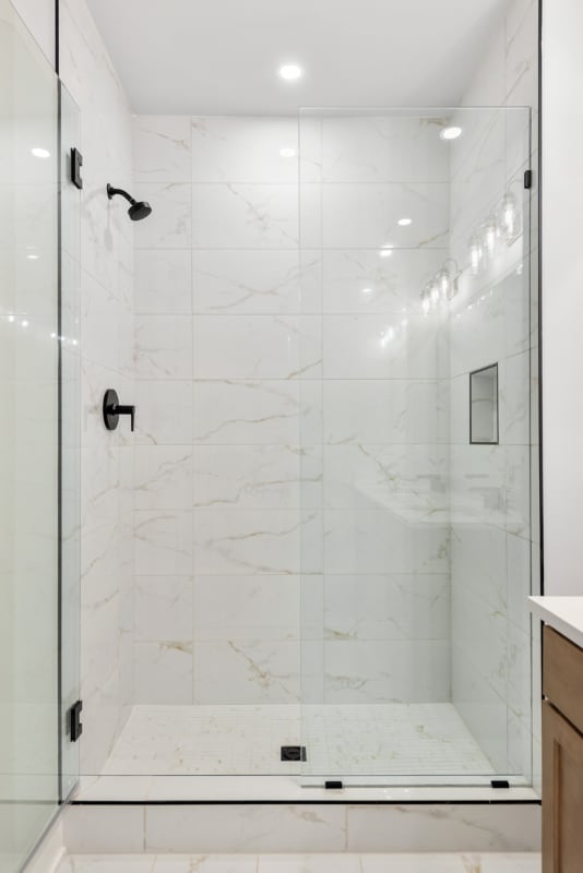 Building Photo - 814 42nd Ave N