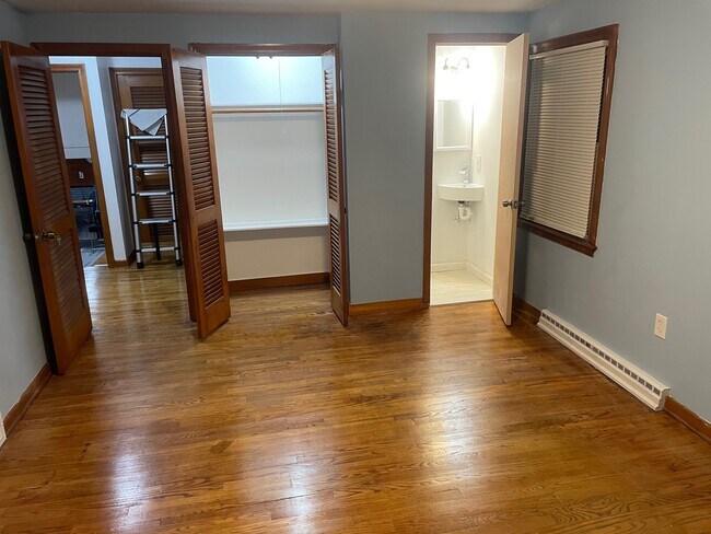 Building Photo - 91 Brown St