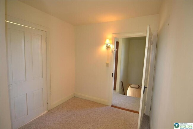 Building Photo - 1450 Church Ln