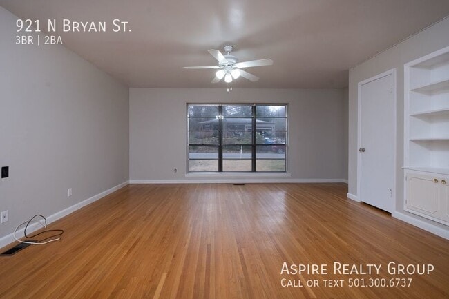 Building Photo - Updated 3 bedroom Home in Midtown