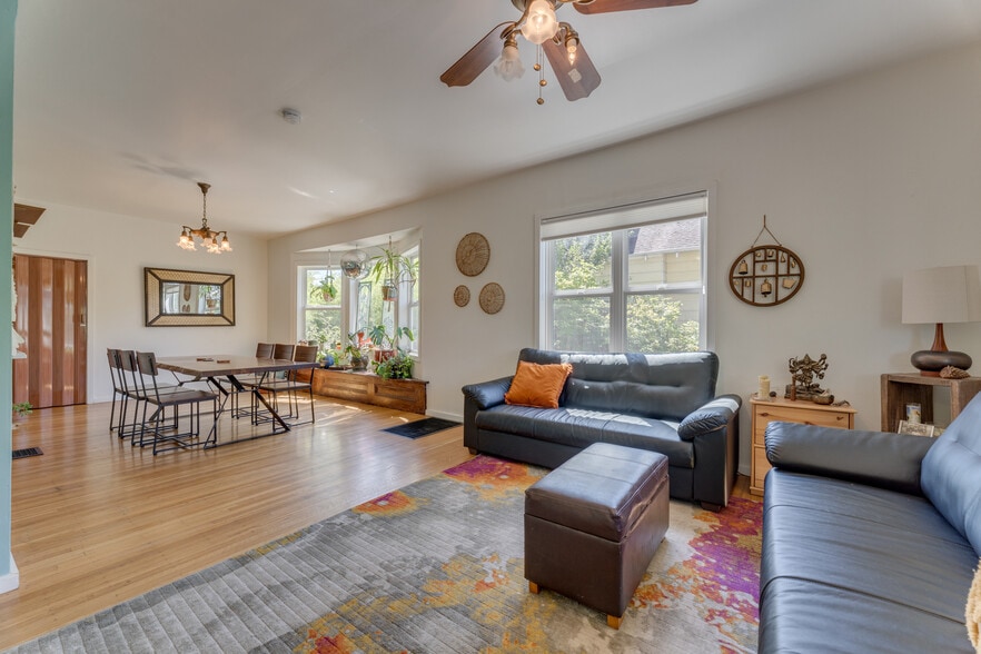 Building Photo - 5236 NE 18th Ave