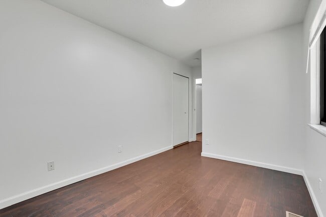 Building Photo - 3446 Bufford Ct