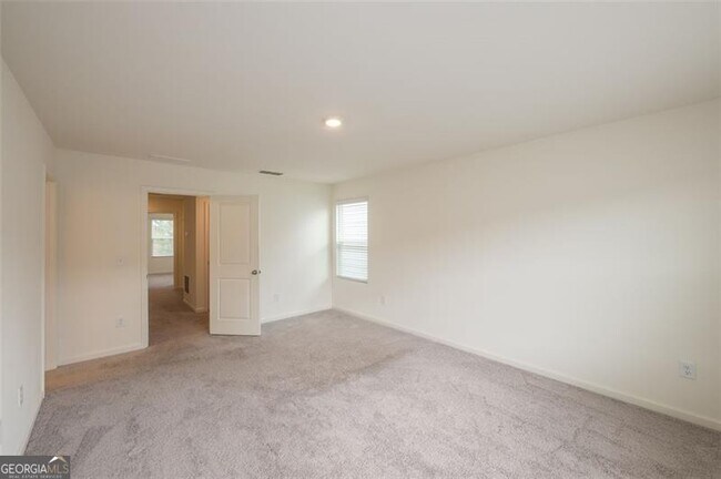 Building Photo - 2688 Toucan Wy
