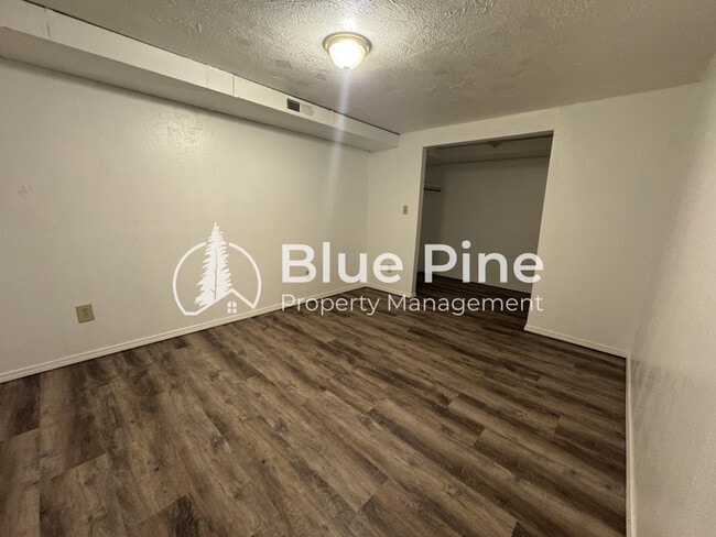 Building Photo - 2298 Horizon Dr