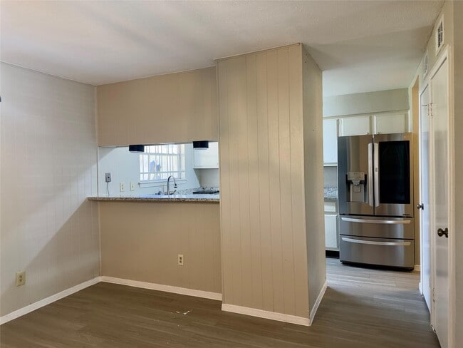 Building Photo - 10168 Beekman Pl Dr