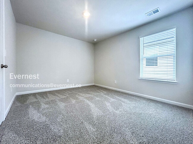 Building Photo - 3954 Brushy St