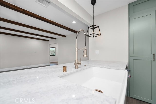 Building Photo - 1659 Elevado St