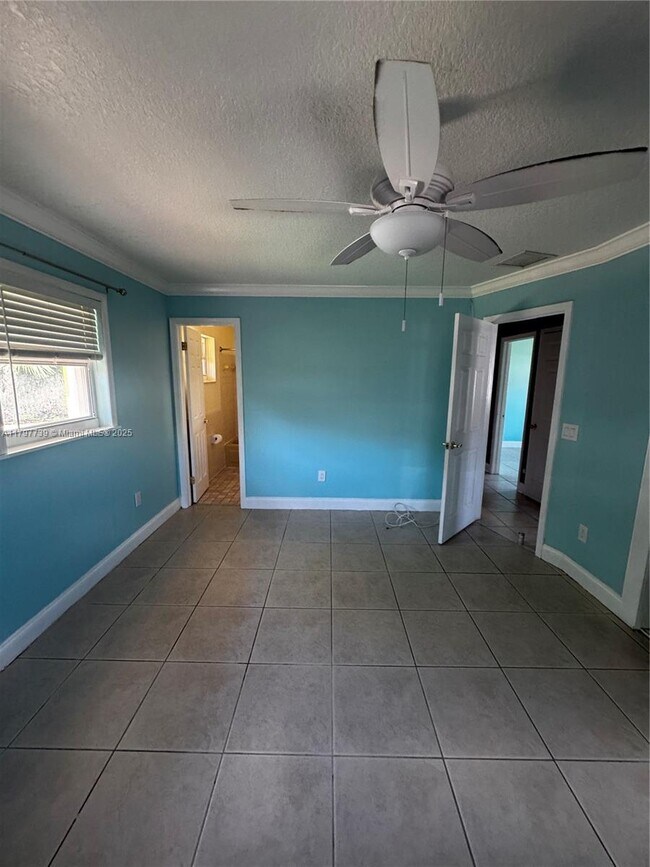 Building Photo - 3170 Buccaneer Rd