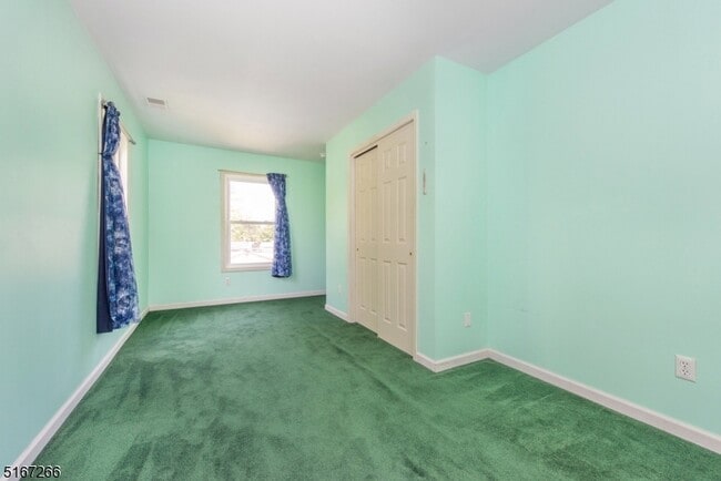 Building Photo - 99 Chesapeake Ave