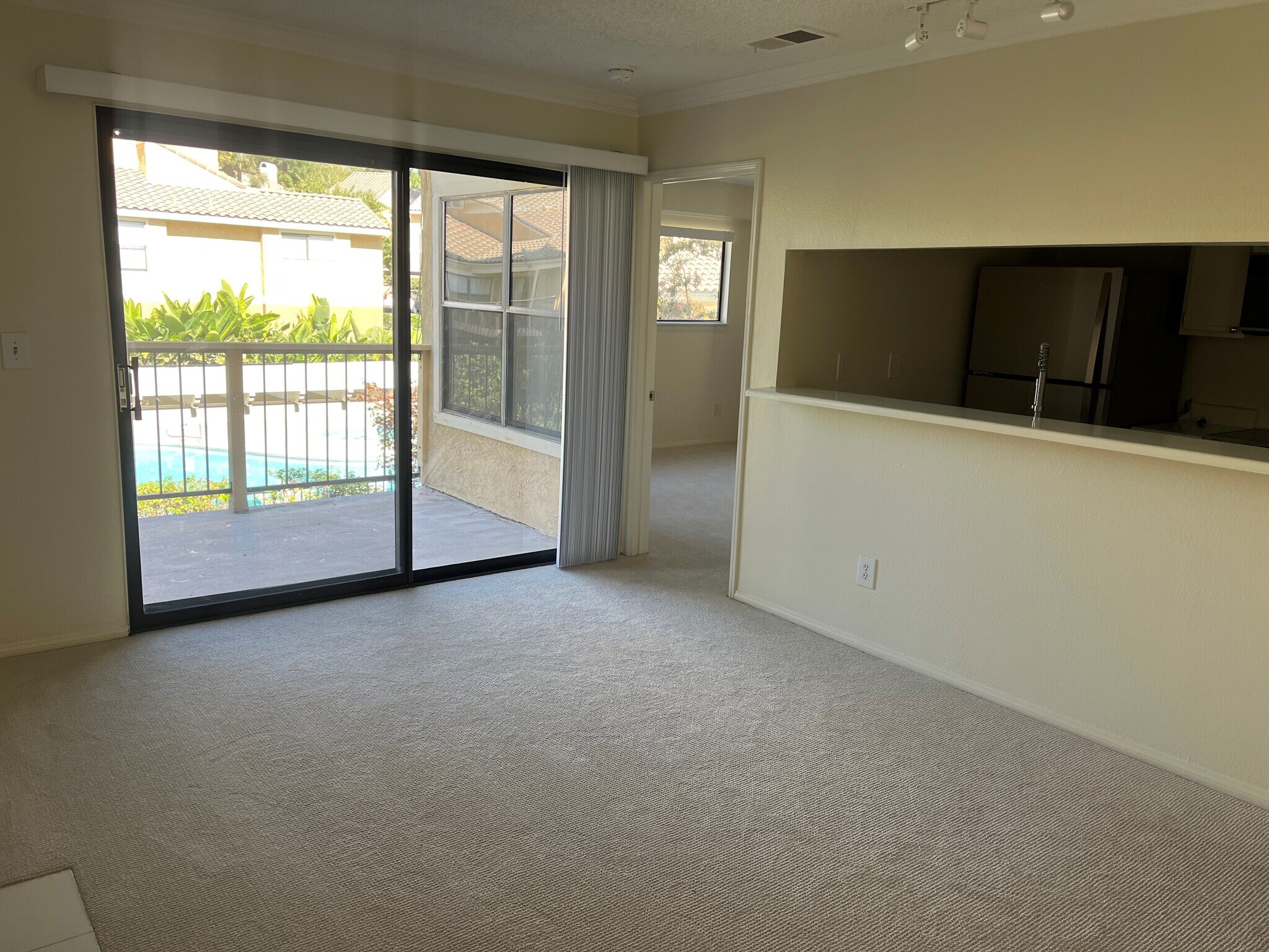 Building Photo - 10655 Lemon Ave