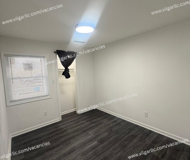 Building Photo - Newly Renovated 3-Bedroom • 1-Bathroom Home