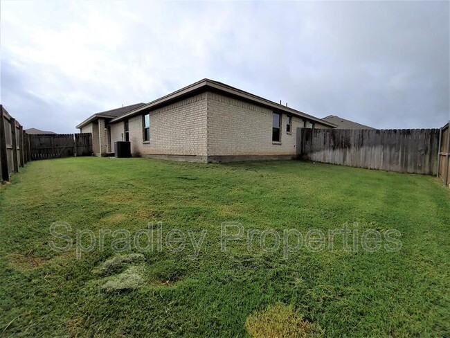 Building Photo - 208 Sparrow Cove