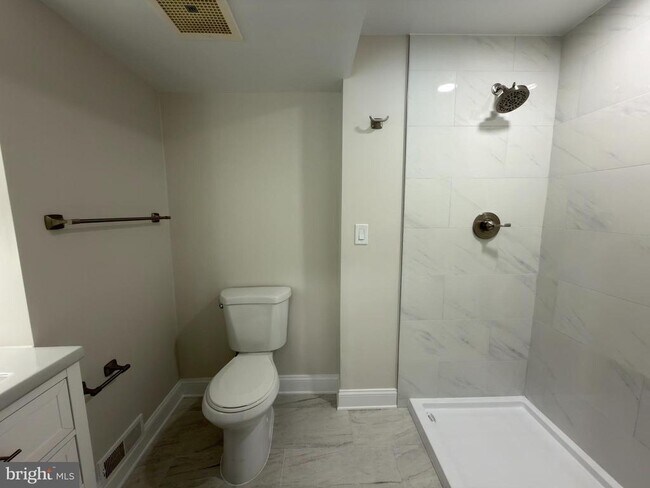 Building Photo - 1616 Barnstead Dr