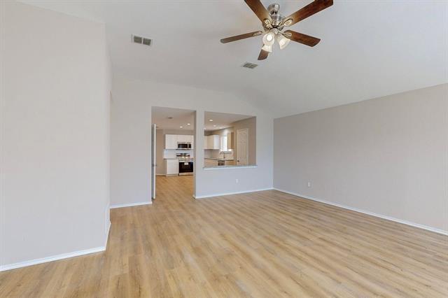 Building Photo - 8824 Cross Oak Ranch Blvd
