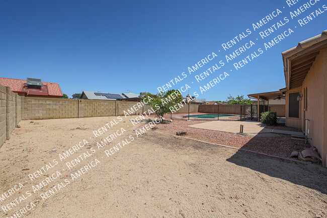 Building Photo - 8768 W Berridge Ln