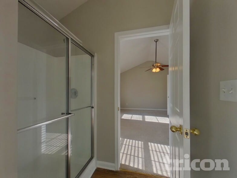 Building Photo - 1812 Southwind Dr