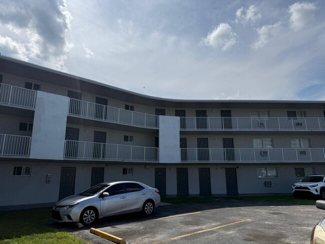 Building Photo - Ram Cutler Bay LLC
