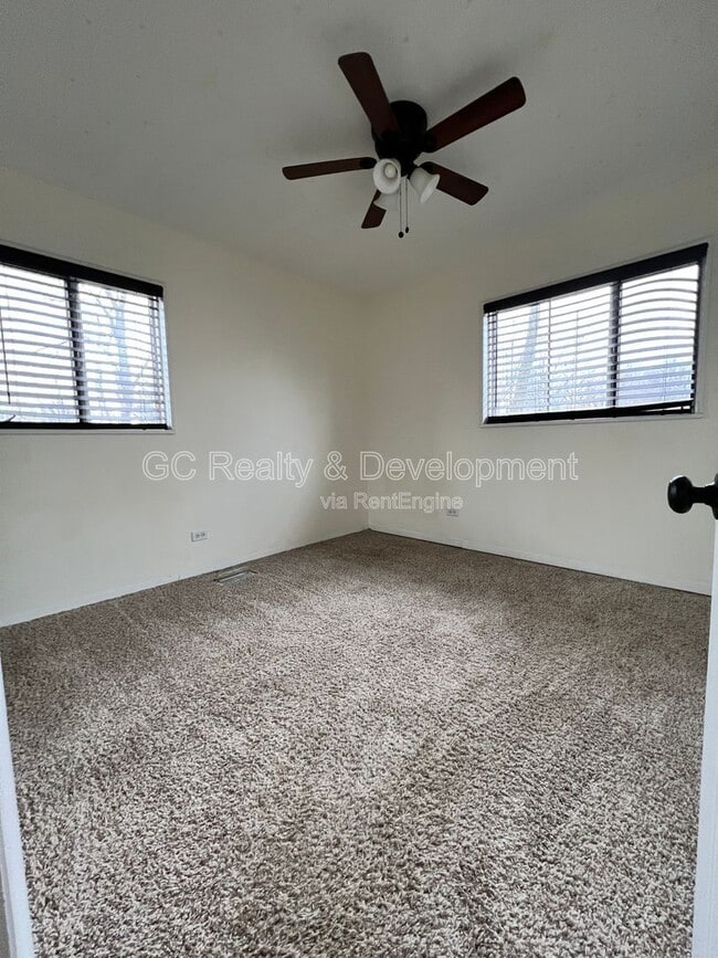 Building Photo - 565 Kingman Ln