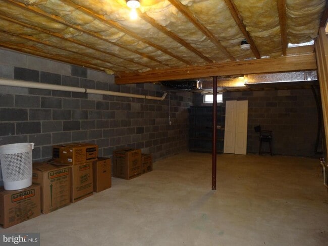Building Photo - 3669 Mountain Shadow Dr