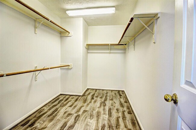 Building Photo - 17018 Midnight Sun Ln