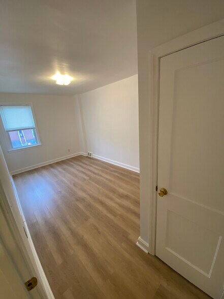 Building Photo - 32 Elsmere Blvd
