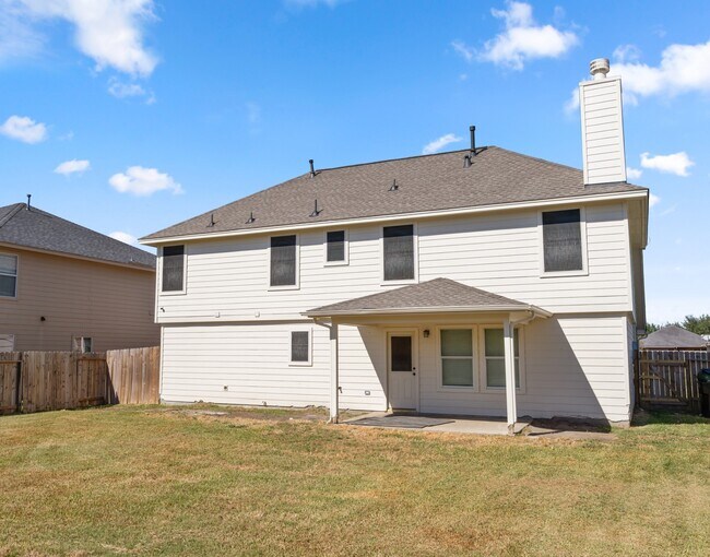 Building Photo - 1023 Santa Fe Ct