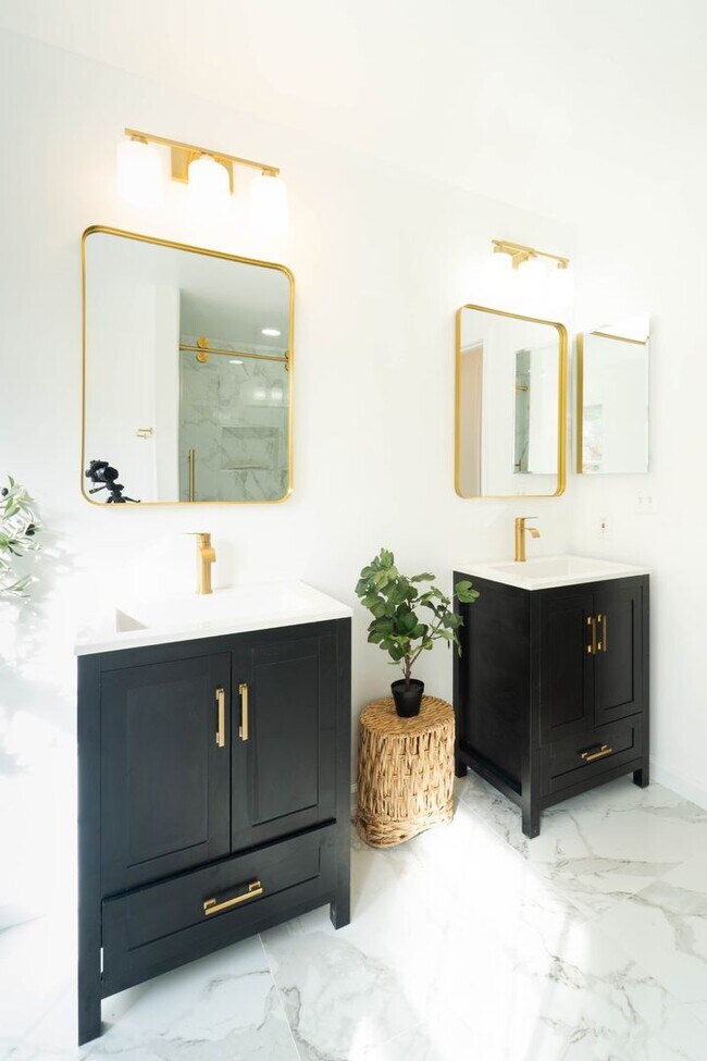 Building Photo - Fabulous Home in Aquia Harbor