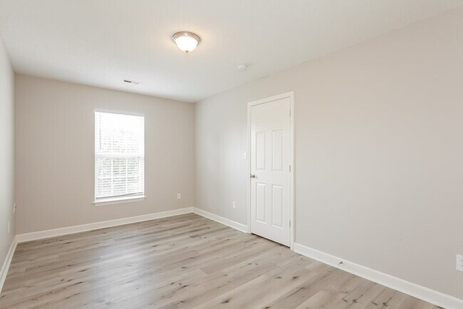 Building Photo - 4834 Hopewood Ln