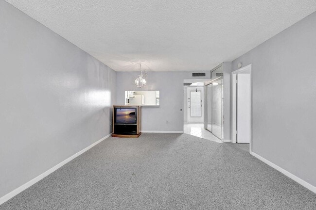 Building Photo - 9300 Lime Bay Blvd