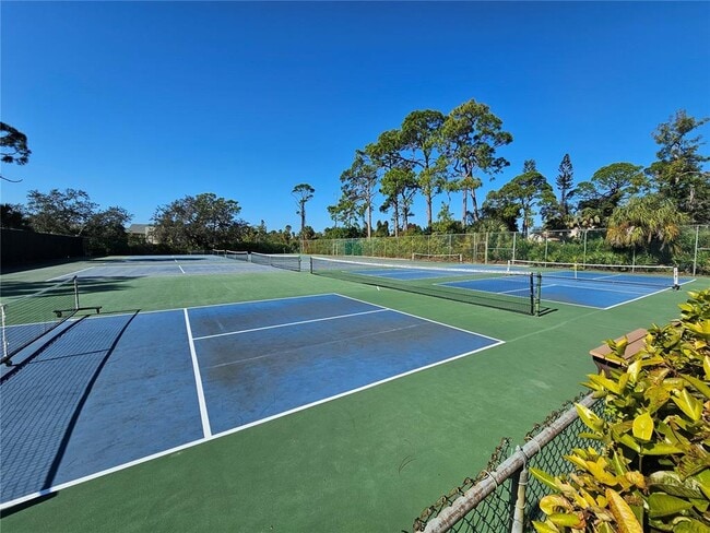 Building Photo - 137 Woodland Pl