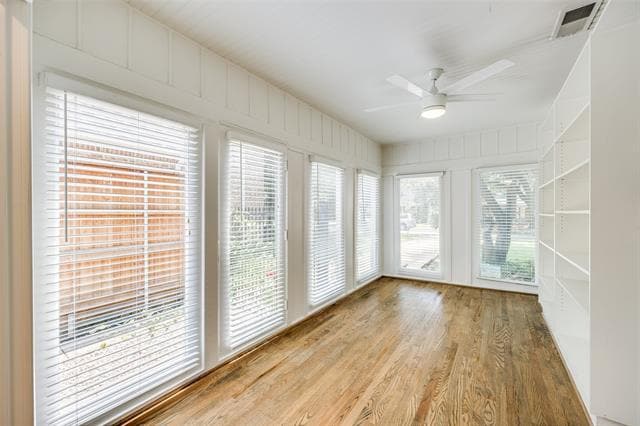 Building Photo - 4404 Hyer St